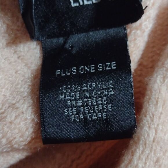 Layers by Lizden plus size poncho - Picture 12 of 12